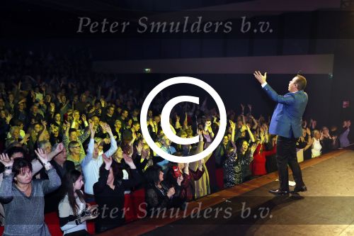 Uden 5 januari 2018
Start Tour de Frans in Theater Markant van Frans Bauer. Zoon Christiaan broer Dorus en zijn moeder zijn aanwezig