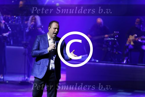 Uden 5 januari 2018
Start Tour de Frans in Theater Markant van Frans Bauer. Zoon Christiaan broer Dorus en zijn moeder zijn aanwezig