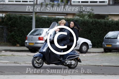 Amsterdam 27 januari 2018 
Hans Jorritsma met zijn vrouw en zoon op vespa scooter
