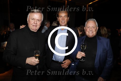 Amsterdam 11 januari 2018 
Uitreiking white canvas award aan Wouter Bos. Harrie Mens met Marco Juffermans en Rob