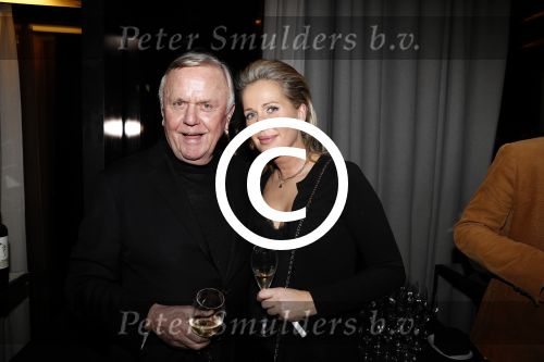 Amsterdam 11 januari 2018 
Uitreiking white canvas award aan Wouter Bos. Harry Mens met een kennis