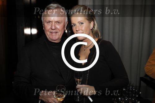 Amsterdam 11 januari 2018 
Uitreiking white canvas award aan Wouter Bos. Harry Mens met een kennis