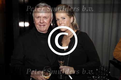 Amsterdam 11 januari 2018 
Uitreiking white canvas award aan Wouter Bos. Harry Mens met een kennis
