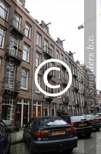Amsterdam 27 januari 2018
 Huis van actrice Ilse Warringa ( de luizenmoeder)