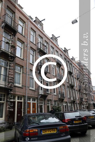 Amsterdam 27 januari 2018
 Huis van actrice Ilse Warringa ( de luizenmoeder)
