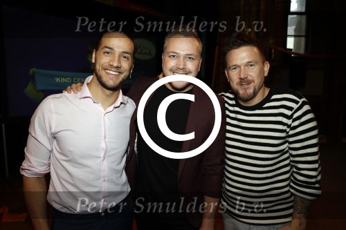 Amsterdam 29 januari 2018
Dag van het vergeten kind met Johnny de Mol Willeke Alberti Juvat Westendorp en jamai Looman in de vondelkerk.