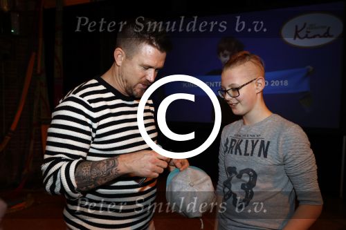 Amsterdam 29 januari 2018
Dag van het vergeten kind met Johnny de Mol Willeke Alberti Juvat Westendorp en jamai Looman in de vondelkerk.