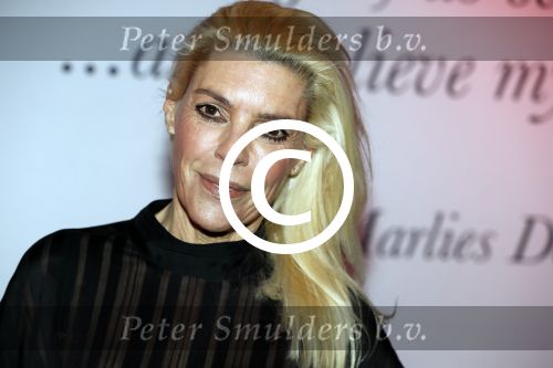 Rotterdam 8 januari 2018
25 jaar Marlies Dekkers incl modeshow. Judith Osborn met Beertje v Beers