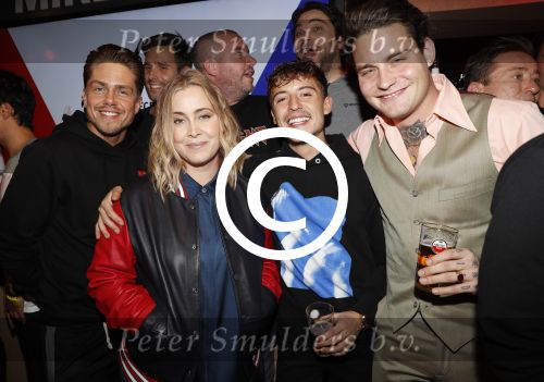Rotterdam 24 januari 2018 
Perspresentatie samen gaan Vrienden van Amstel Live en Flying Dutch in ahoy.
oa aanwezig Guus Meeuwis Xander de Buisonje Anouk Lil Kleine Andre Hazes Direct Nick en Simon Broederliefde Douwe Bob John Ewbank Jeroen v Koningsbrugge eva