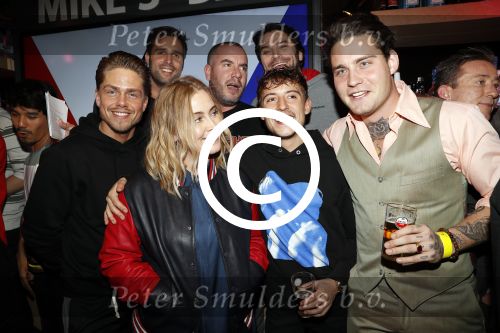 Rotterdam 24 januari 2018 
Perspresentatie samen gaan Vrienden van Amstel Live en Flying Dutch in ahoy.
oa aanwezig Guus Meeuwis Xander de Buisonje Anouk Lil Kleine Andre Hazes Direct Nick en Simon Broederliefde Douwe Bob John Ewbank Jeroen v Koningsbrugge eva