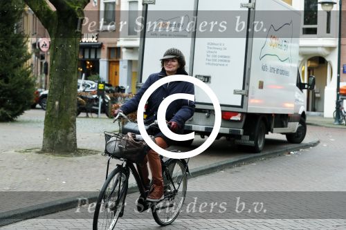 Amsterdam 4 januari 2018
Linda v Dijck doet boodschappen op de cornelis schuytstraat