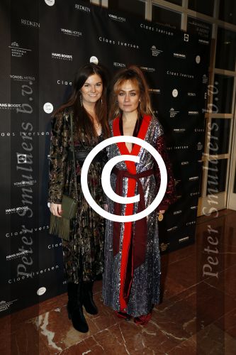Amsterdam 31 januari 2018
Modeshow Claes iversen in de stopera. manon de Boer met een vriendin