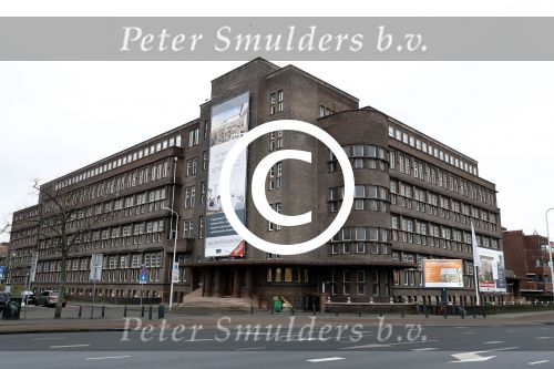 Den Haag 12 januari 2018 
In dit complex heeft Mark Rutte een penthouse gekocht. ( appartement huis)