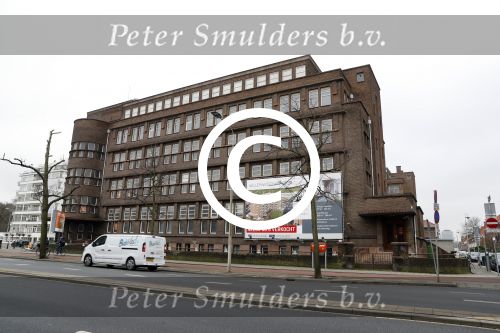 Den Haag 12 januari 2018 
In dit complex heeft Mark Rutte een penthouse gekocht. ( appartement huis)