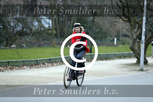 Amsterdam 11 januari 2018 
Mieke v d Weij na het sporten op de fiets in het vondelpark.