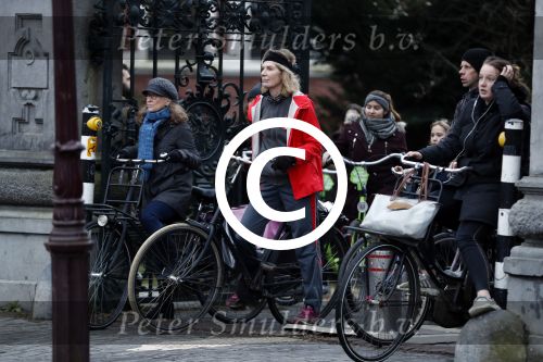 Amsterdam 11 januari 2018 
Mieke v d Weij na het sporten op de fiets in het vondelpark.
