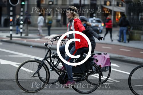 Amsterdam 11 januari 2018 
Mieke v d Weij na het sporten op de fiets in het vondelpark.