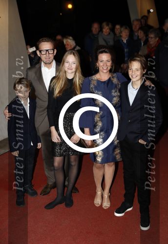 Apeldoorn 19 januari 2018
Prinses Margriet Pieter v Vollenhoven vieren de 75e verjaardag van Margriet in de schouwburg van Apeldoorn. Prins Bernhard jr met zijn vrouw Prinses Annette en hun kinderen