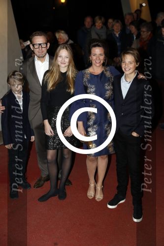 Apeldoorn 19 januari 2018
Prinses Margriet Pieter v Vollenhoven vieren de 75e verjaardag van Margriet in de schouwburg van Apeldoorn. Prins Bernhard jr met zijn vrouw Prinses Annette en hun kinderen
