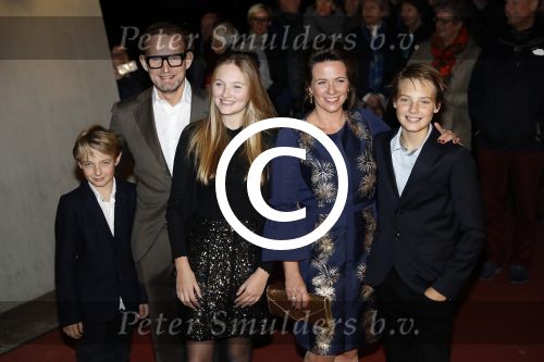 Apeldoorn 19 januari 2018
Prinses Margriet Pieter v Vollenhoven vieren de 75e verjaardag van Margriet in de schouwburg van Apeldoorn. Prins Bernhard jr met zijn vrouw Prinses Annette en hun kinderen