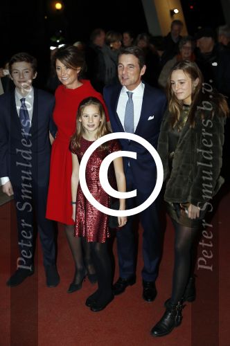 Apeldoorn 19 januari 2018
Prinses Margriet Pieter v Vollenhoven vieren de 75e verjaardag van Margriet in de schouwburg van Apeldoorn. Prins Maurits met zijn vrouw Prinses Marilene en hun kinderen