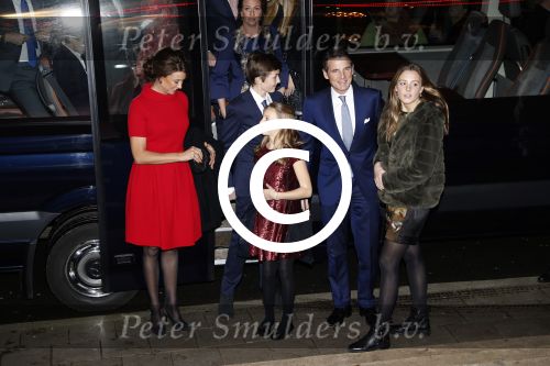 Apeldoorn 19 januari 2018
Prinses Margriet Pieter v Vollenhoven vieren de 75e verjaardag van Margriet in de schouwburg van Apeldoorn. Prins Maurits met zijn vrouw Prinses Marilene en hun kinderen