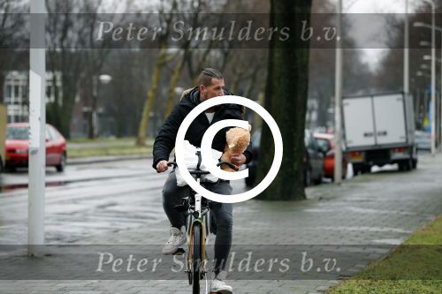 Den Haag 15 januari 2018
Rolf Tangel gaat op bezoek bij Barbie ( Samantha de Jong) bij Parnassia