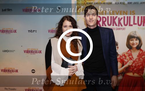 Amsterdam 22 januari 2018
Premiere het leven in vurrukkuluk in Tuschinski. Sanne Vogel met ..