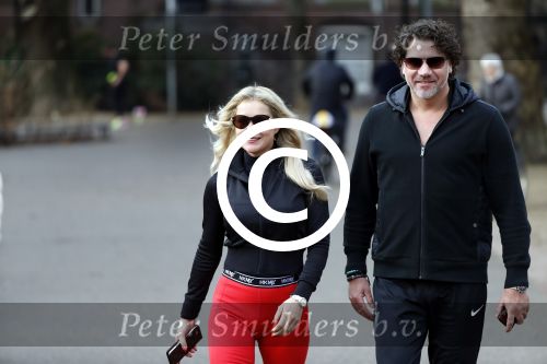 Amsterdam 6 januari 2018
Sonja bakker met haar nieuwe vriend Barry van Suijdam in het vondelpark.