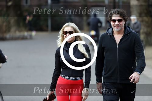 Amsterdam 6 januari 2018
Sonja bakker met haar nieuwe vriend Barry van Suijdam in het vondelpark.
