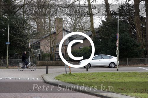 Bentveld 6 januari 2018
Moeder van Tessa Rolink achter de kinderwagen. hun huis
