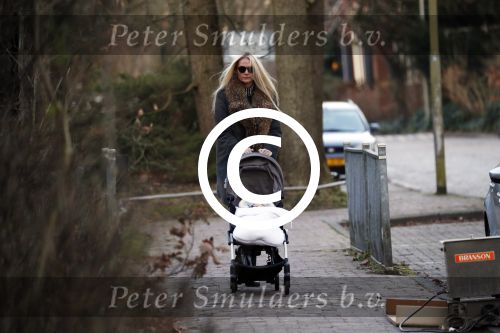 Bentveld 7 januari 2018
Tessa Rolink achter kinderwagen. (Ex Camiel Eurlings)