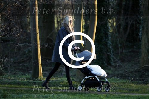 Bentveld 7 januari 2018
Tessa Rolink achter kinderwagen. (Ex Camiel Eurlings)