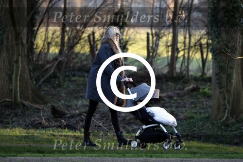 Bentveld 7 januari 2018
Tessa Rolink achter kinderwagen. (Ex Camiel Eurlings)