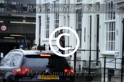 Amsterdam 4 januari 2018 
Thierry Baudet verlaat zijn huis waar door politie camera\'s opgehangen zijn.