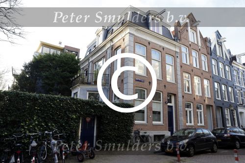 Amsterdam 30 januari 2018
Huis  Youp van t Hek en Debby Petter aan het Vondelpark