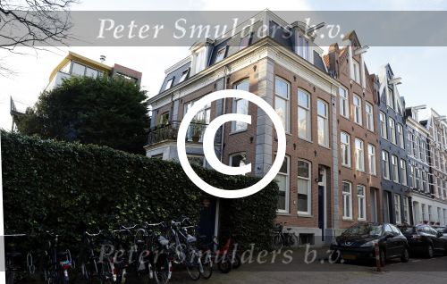 Amsterdam 30 januari 2018
Huis  Youp van t Hek en Debby Petter aan het Vondelpark
