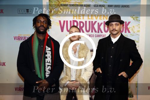 Amsterdam 22 januari 2018
Premiere het leven in vurrukkuluk in Tuschinski. Yung Internet