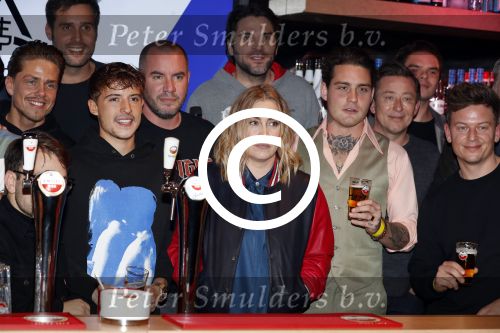 Rotterdam 24 januari 2018 
Perspresentatie samen gaan Vrienden van Amstel Live en Flying Dutch in ahoy.
oa aanwezig Guus Meeuwis Xander de Buisonje Anouk Lil Kleine Andre Hazes Direct Nick en Simon Broederliefde Douwe Bob John Ewbank Jeroen v Koningsbrugge eva