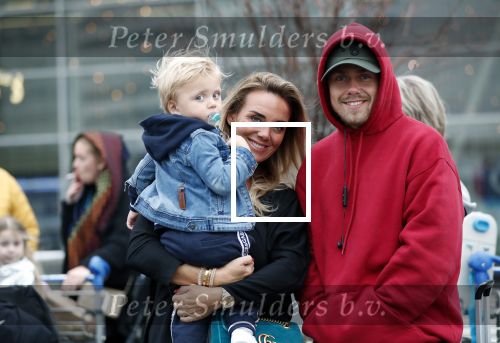 Schiphol 11 januari 2019
Andre Hazes jr en vriendin Monique Westenberg arriveren samen met familie en neef Djarno Hofland op schiphol na trip naar Ortlando.
