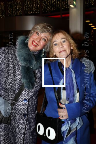 Amsterdam 20 december 2018
Premiere Cats in de RAI.
Anne-Rose Bantzinger met een vriendin