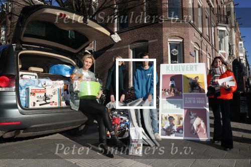 Amsterdam 20 januari 2019
Anouk Smulders Nino en Demi Wilkes en Erica na de aktie voor Kluivert Dog rescue center bij Blushing van Gordon