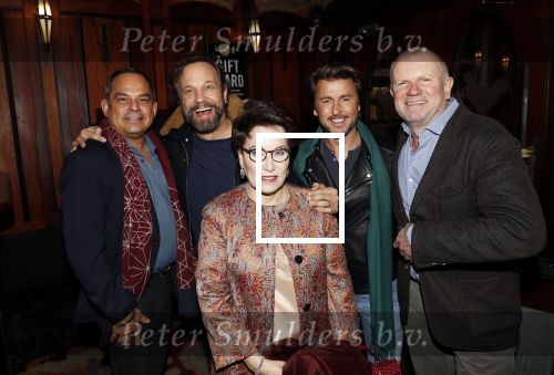 Amsterdam 7 januari 2018
Premiere Stan & Ollie in tuschinski. Carlo Boszhard en Herald Evert Santegoeds Robert Halewijn en Carry Knoops