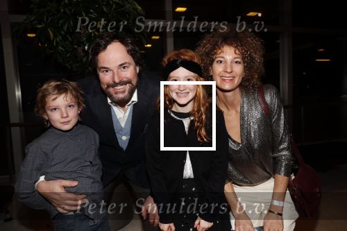 Amsterdam 20 december 2018
Premiere Cats in de RAI. Caspar Burgi met vrouw en kinderen