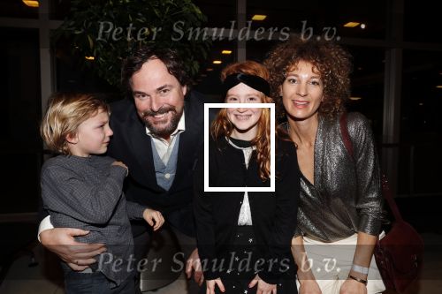 Amsterdam 20 december 2018
Premiere Cats in de RAI. Caspar Burgi met vrouw en kinderen