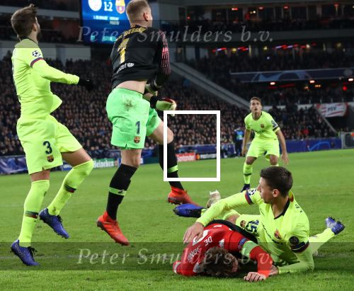 Eindhoven, 28 November 2018
Champions Leaguewedstrijd PSV-FC Barcelona, eindstand 1-2
Clement Lengiet en Luuk de Jong