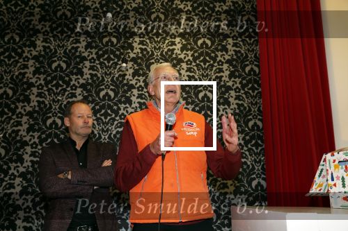 Rotterdam 18 december 2018
Danny Blind pakt voedselpakketten in voor de voedselbank op het hoofdkantoor bij Unilever.