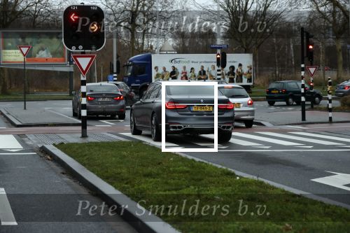 Amsterdam 7 januari 2019
Zakenman Dirk Jan Parelberg met zijn vrouw op de cornelis schuytstraat.