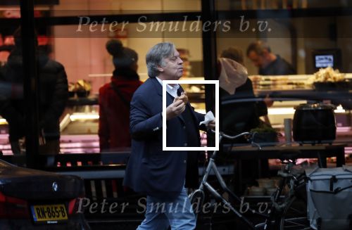 Amsterdam 7 januari 2019
Zakenman Dirk Jan Parelberg met zijn vrouw op de cornelis schuytstraat.