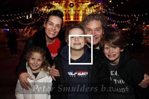 Amsterdam 22 december 2018
Opening van winter Rai in de Rai.
Dirk Zeelenberg met vrouw Suus en kinderen